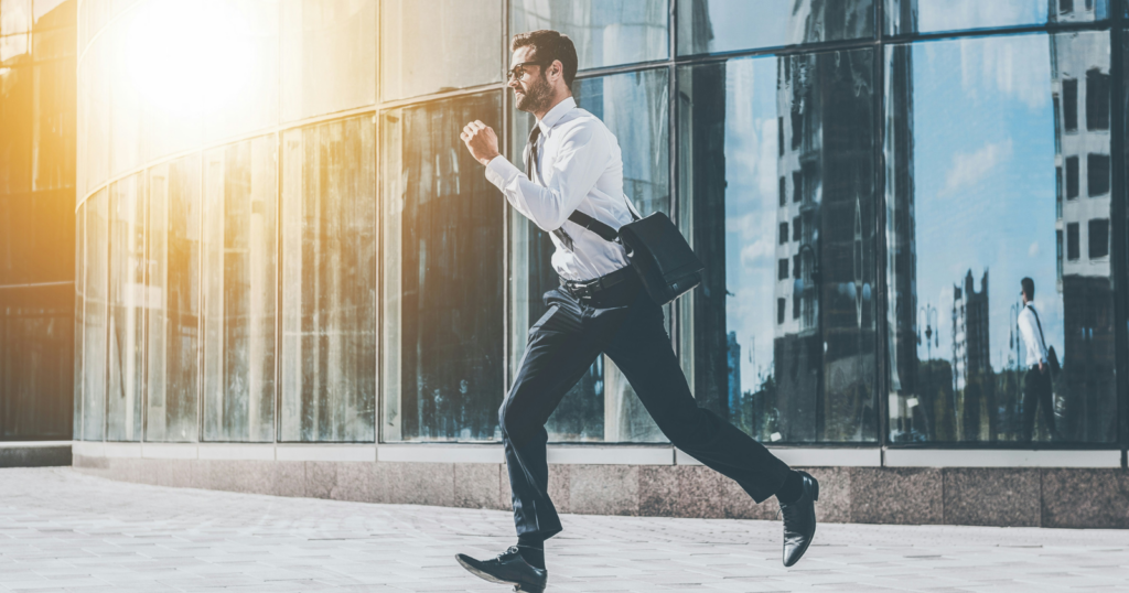 If you wait until the last minute but still get things done, psychologists say you probably share these 7 traits