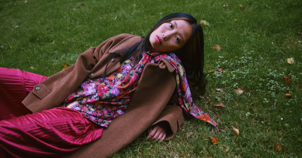8 outdated fashion habits that can age someone instantly