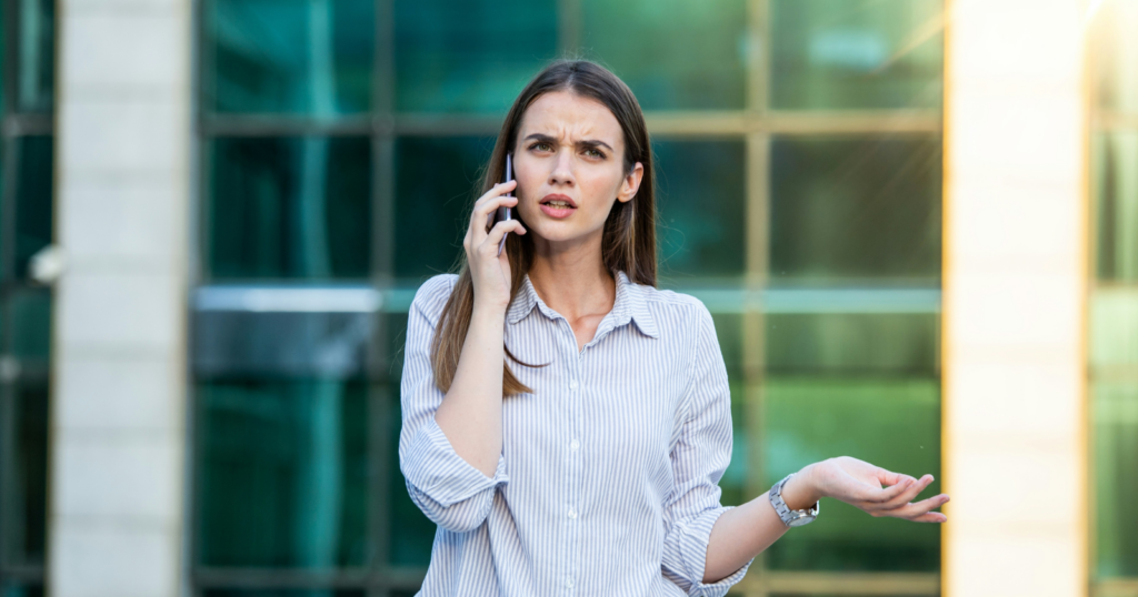 8 personality traits that secretly push people away, according to psychology