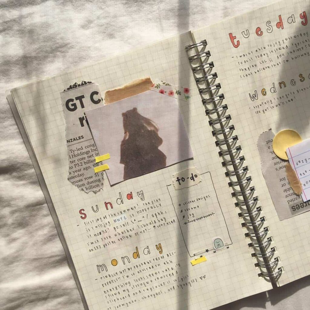 messy style bullet journals