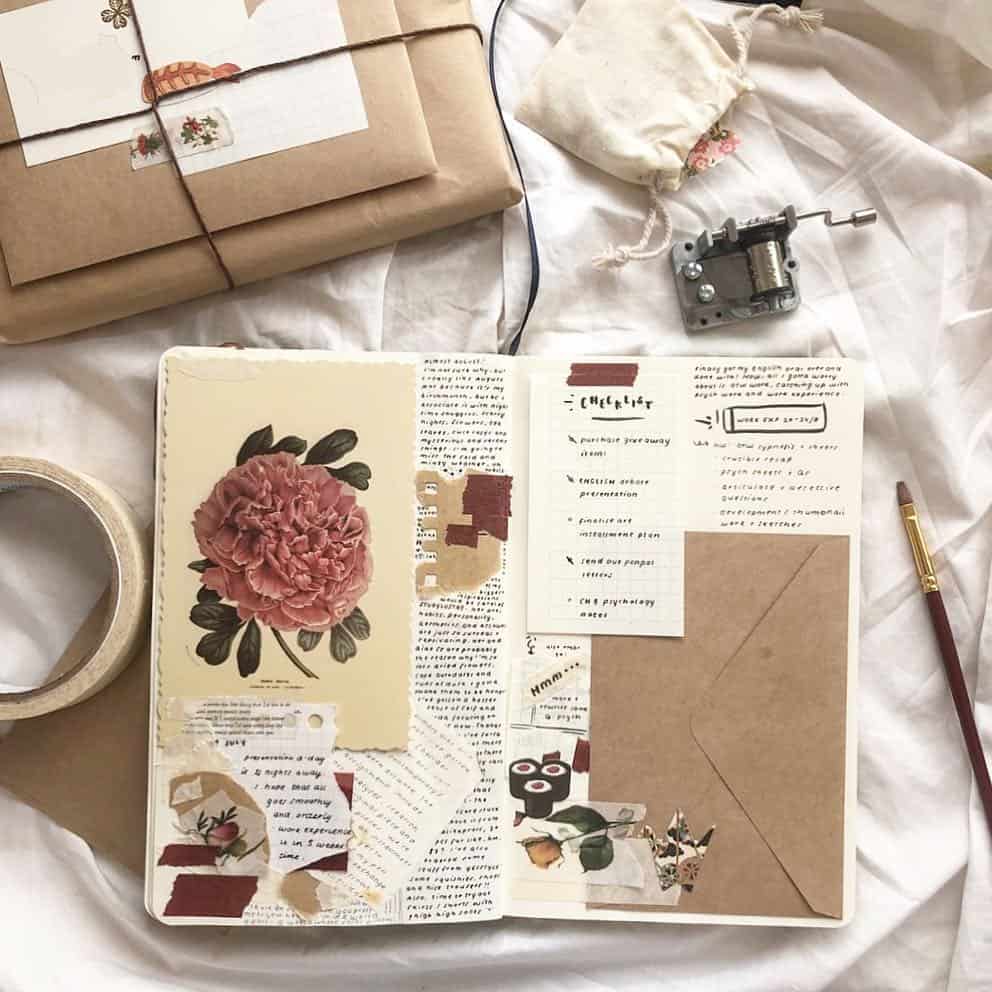 messy style bullet journals