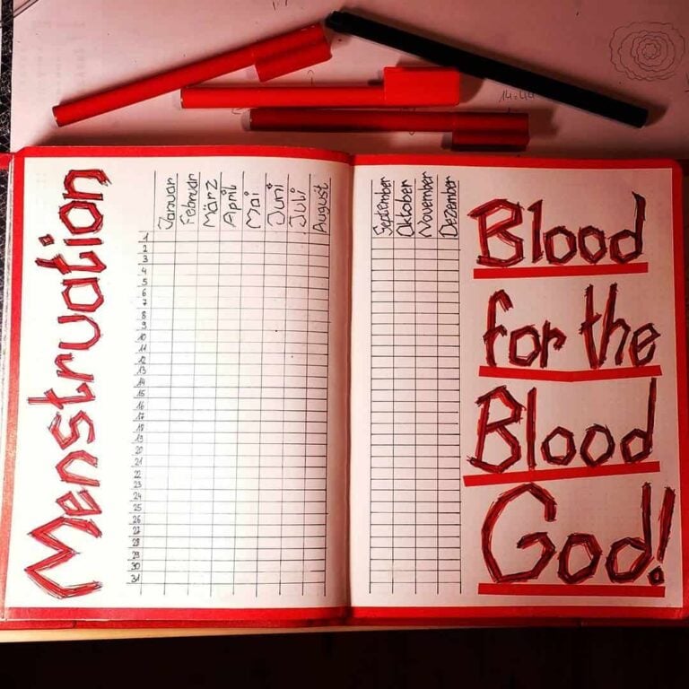 bullet journal period tracker layout ideas