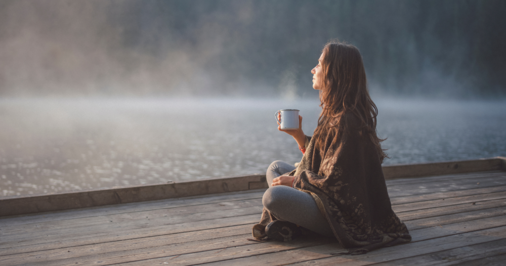 People who feel most clear about their purpose almost always spend time in nature in these 8 specific ways and none of them involve trying to find anything because the clarity almost always arrives when you finally stop looking