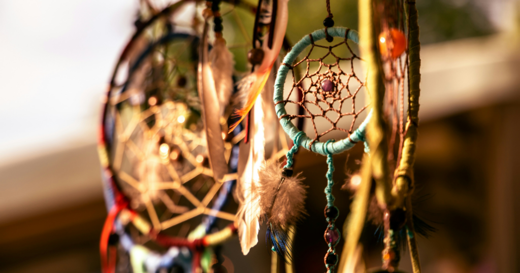 40 dream catcher bullet journal layouts: a motif that keeps appearing because it means something different to everyone